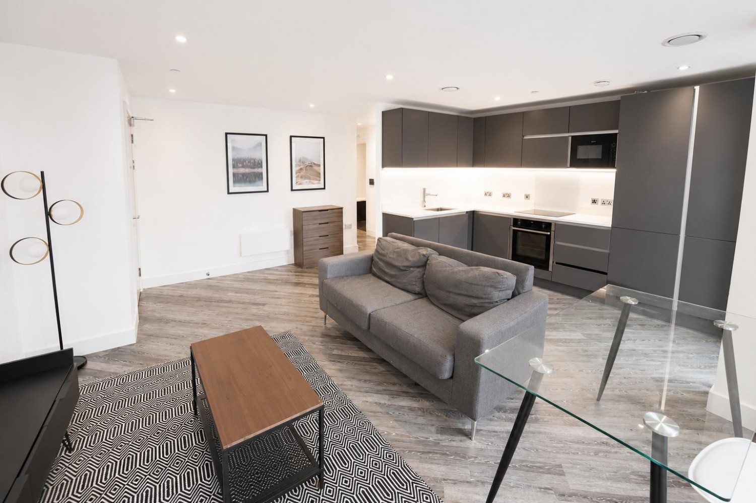 3 bedroom Flat to let in Hadrian Tower, Newcastle Upon Tyne, NE4
