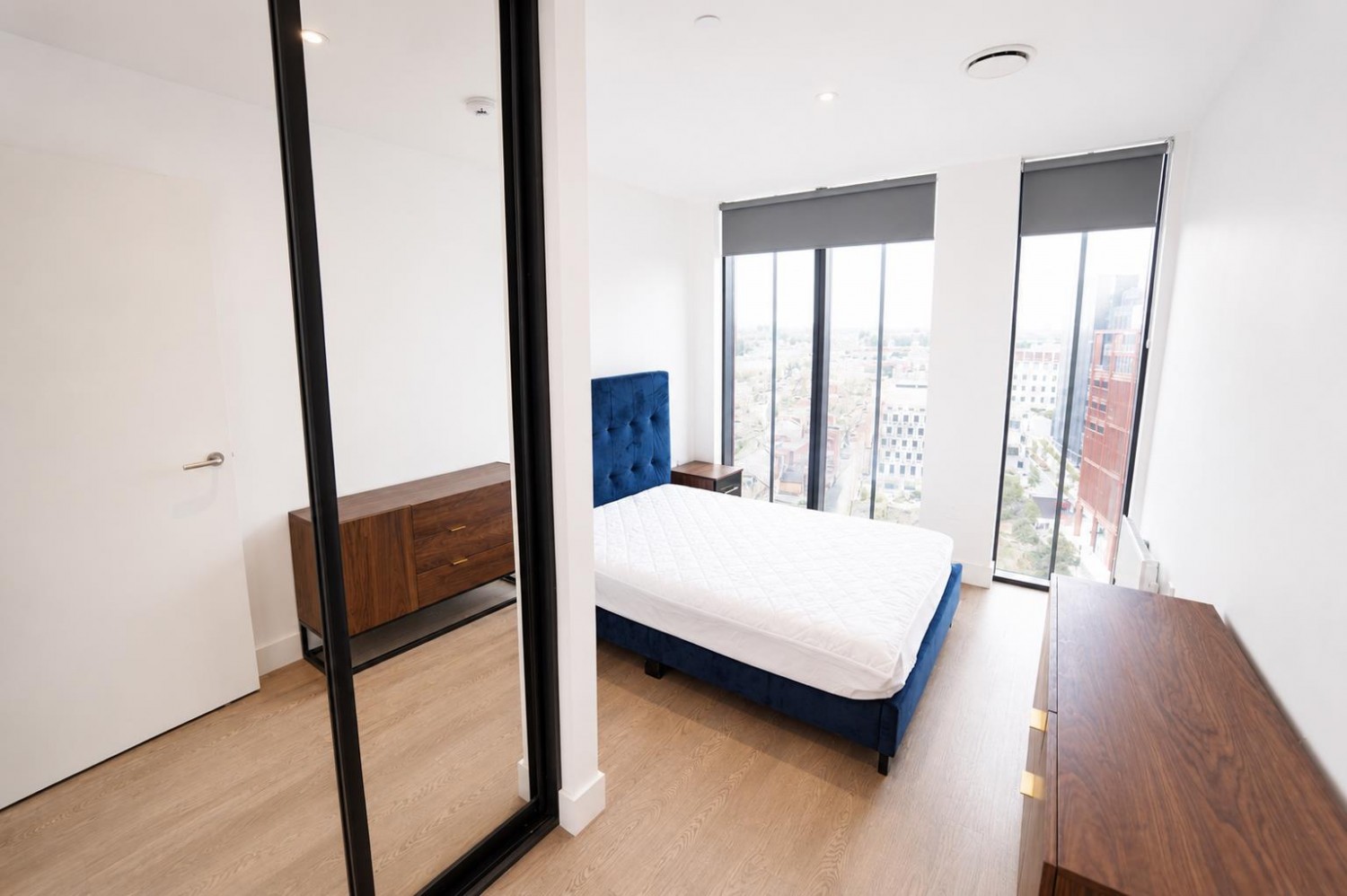 2 bedroom Flat to let in Hadrian Tower, Newcastle Upon Tyne, NE4