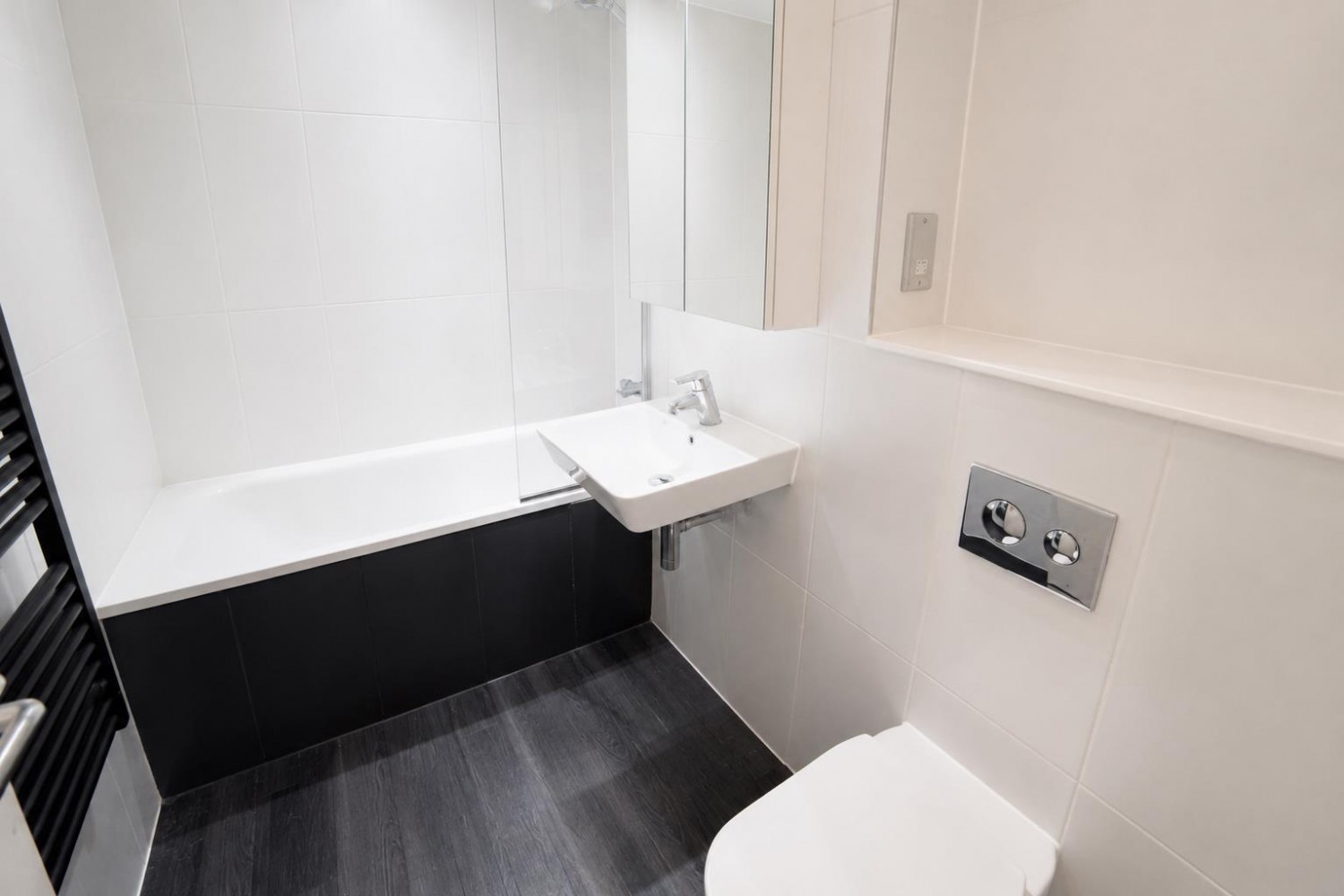 2 bedroom Flat to let in Hadrian Tower, Newcastle Upon Tyne, NE4
