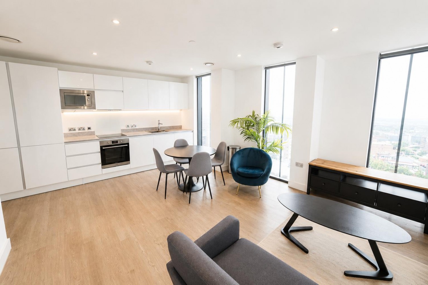 2 bedroom Flat to let in Hadrian Tower, Newcastle Upon Tyne, NE4