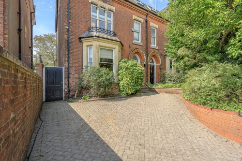 Wentworth Road, Birmingham