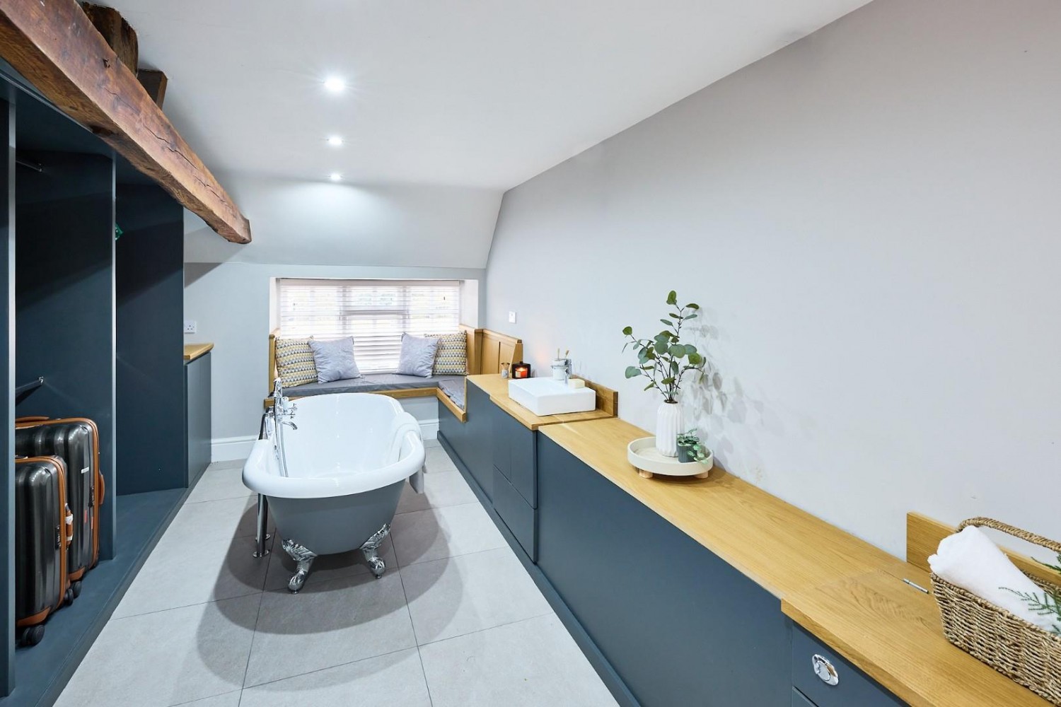 4 bedroom House to let in Old Village Street, Burghwallis, Doncaster