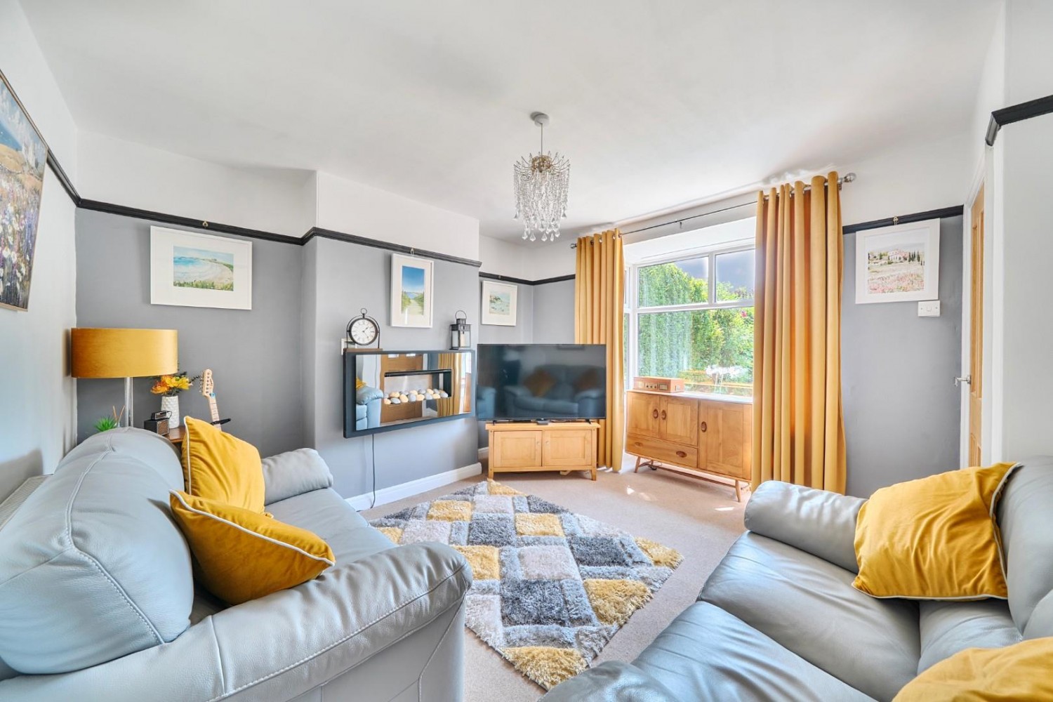 2 bedroom House for sale in Upper Wortley Road, Thorpe Hesley, Rotherham