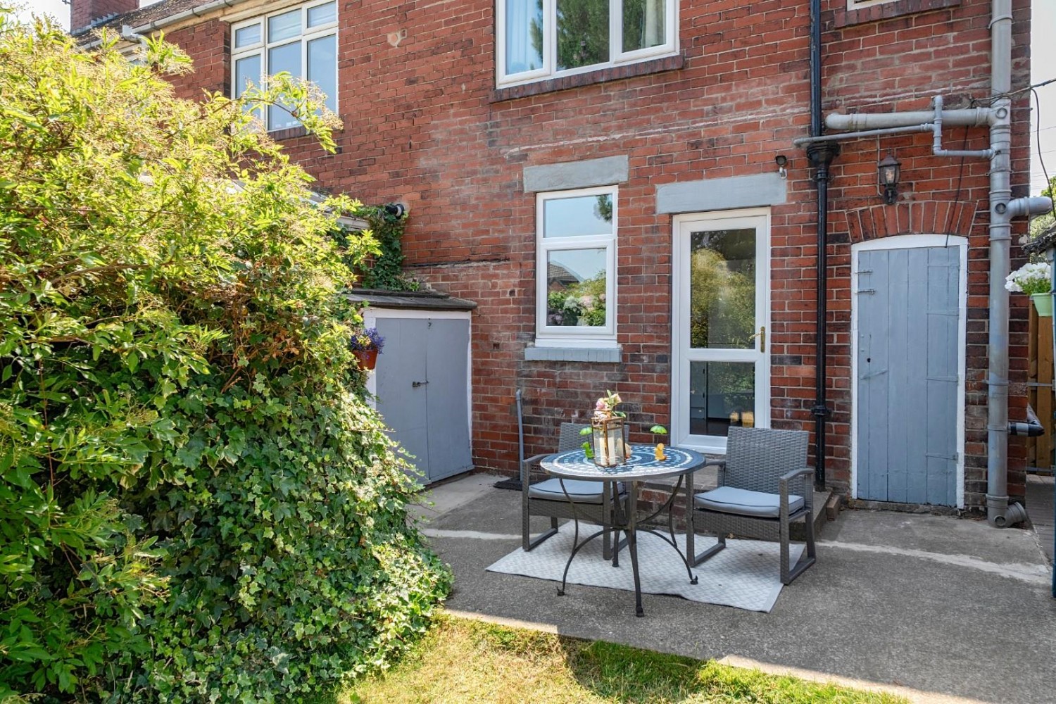 2 bedroom House for sale in Upper Wortley Road, Thorpe Hesley, Rotherham