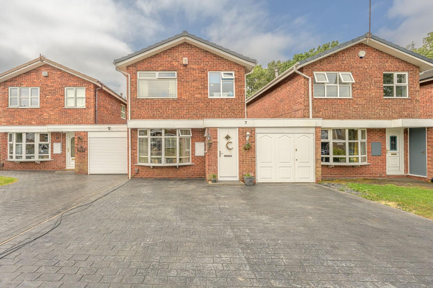 3 bedroom House for sale in Swallowfields Road, Sedgley