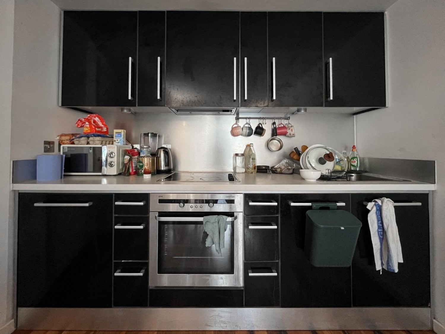 2 bedroom Flat to let in Whitehall Waterfront, 2 Riverside Way, Leeds