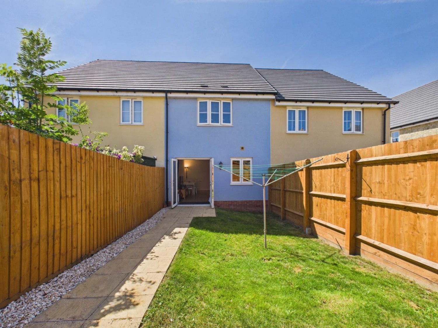 2 bedroom House for sale in Peacock Road, Thornbury