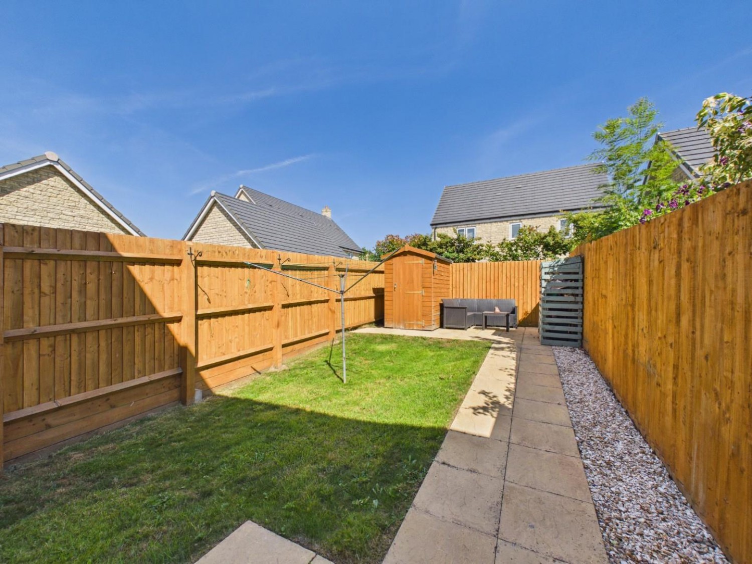 2 bedroom House for sale in Peacock Road, Thornbury