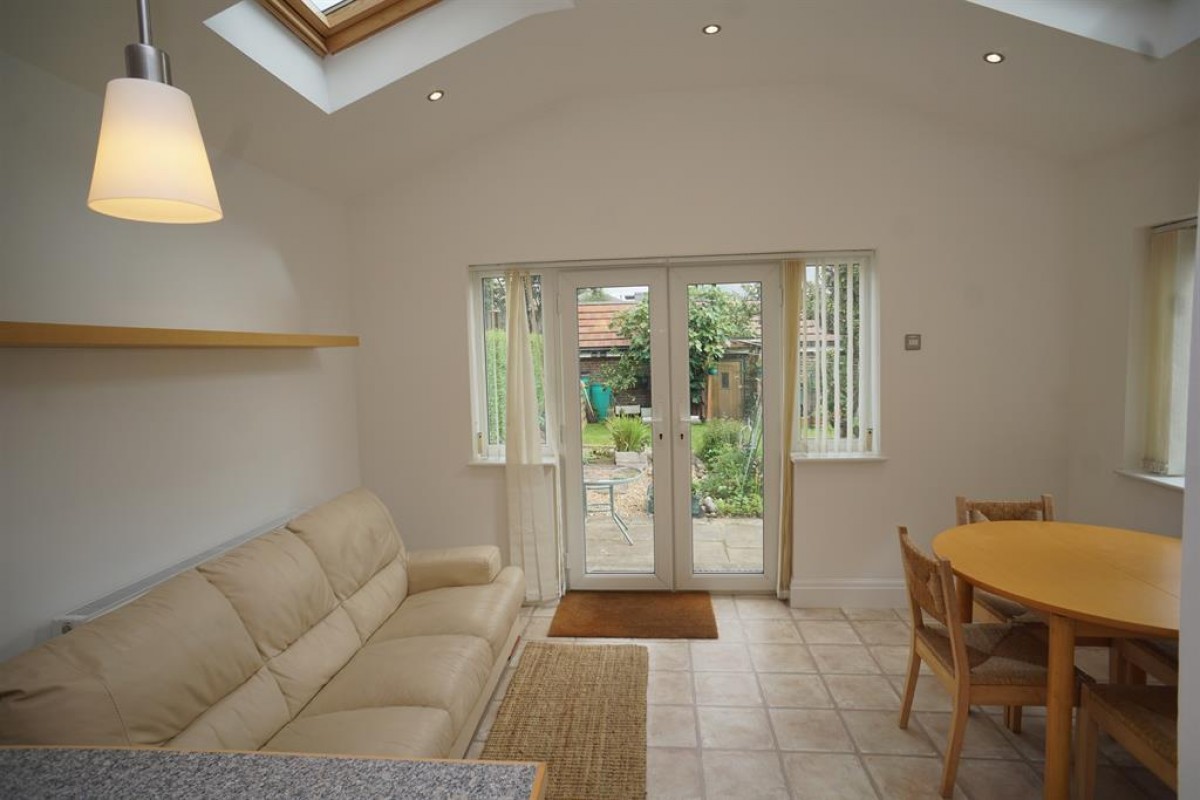 Forres Avenue, Crookes, Sheffield, S10 1WG