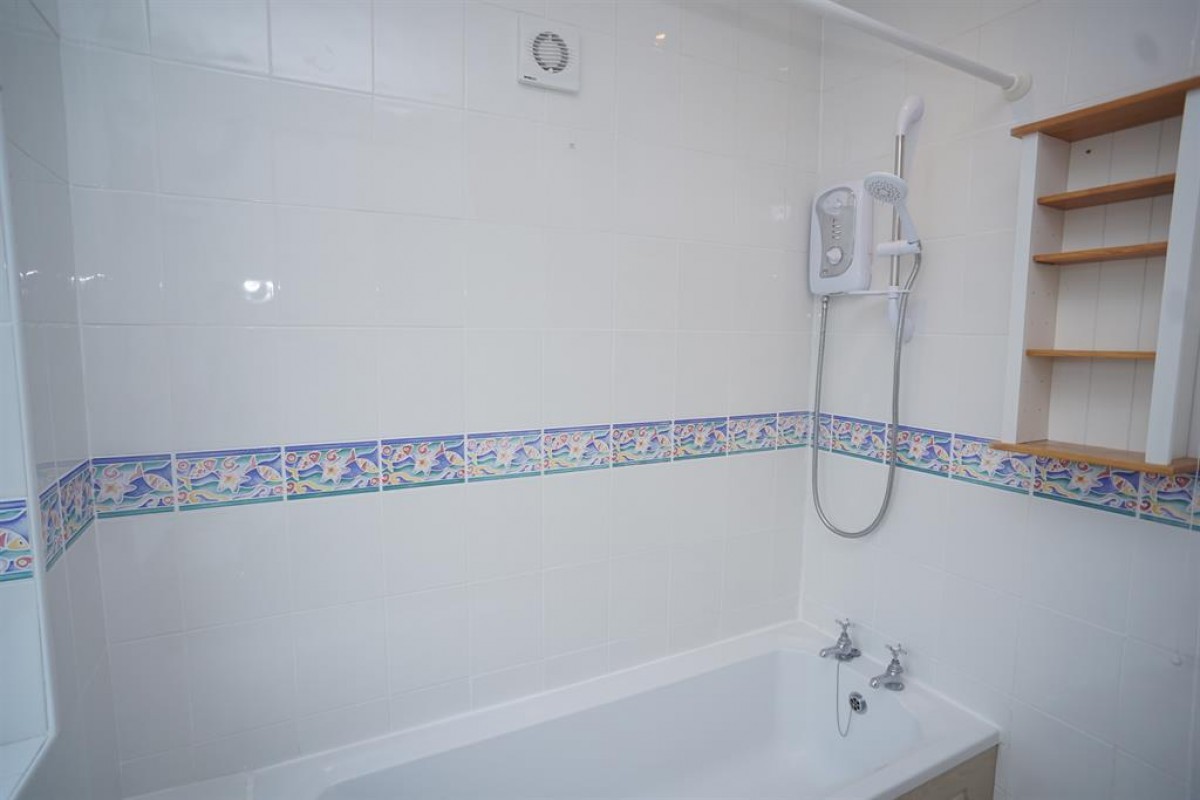 Forres Avenue, Crookes, Sheffield, S10 1WG