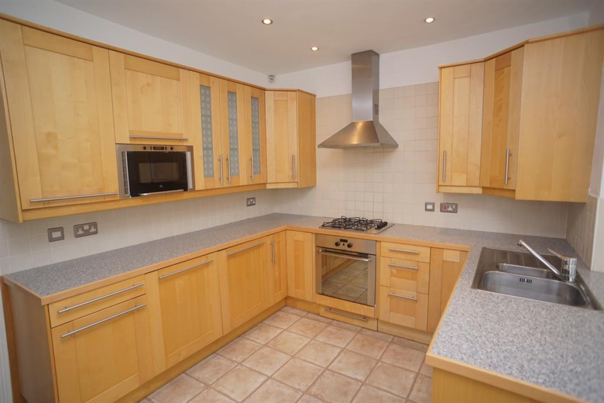 Forres Avenue, Crookes, Sheffield, S10 1WG