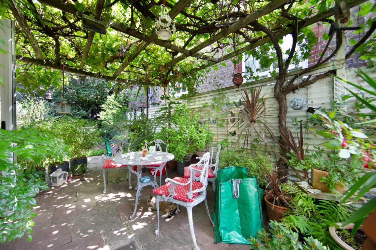 3 bedroom House for sale in Redan Terrace, London, SE5