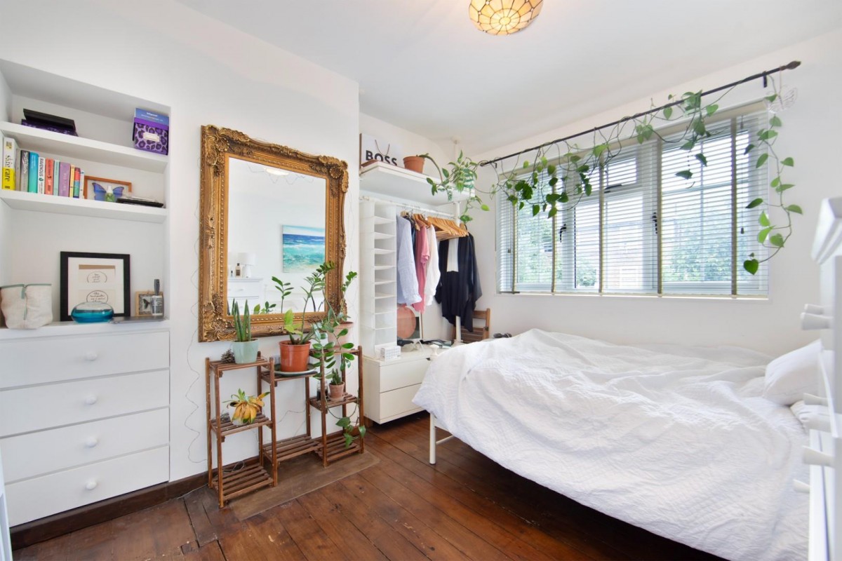 Redan Terrace, London, SE5