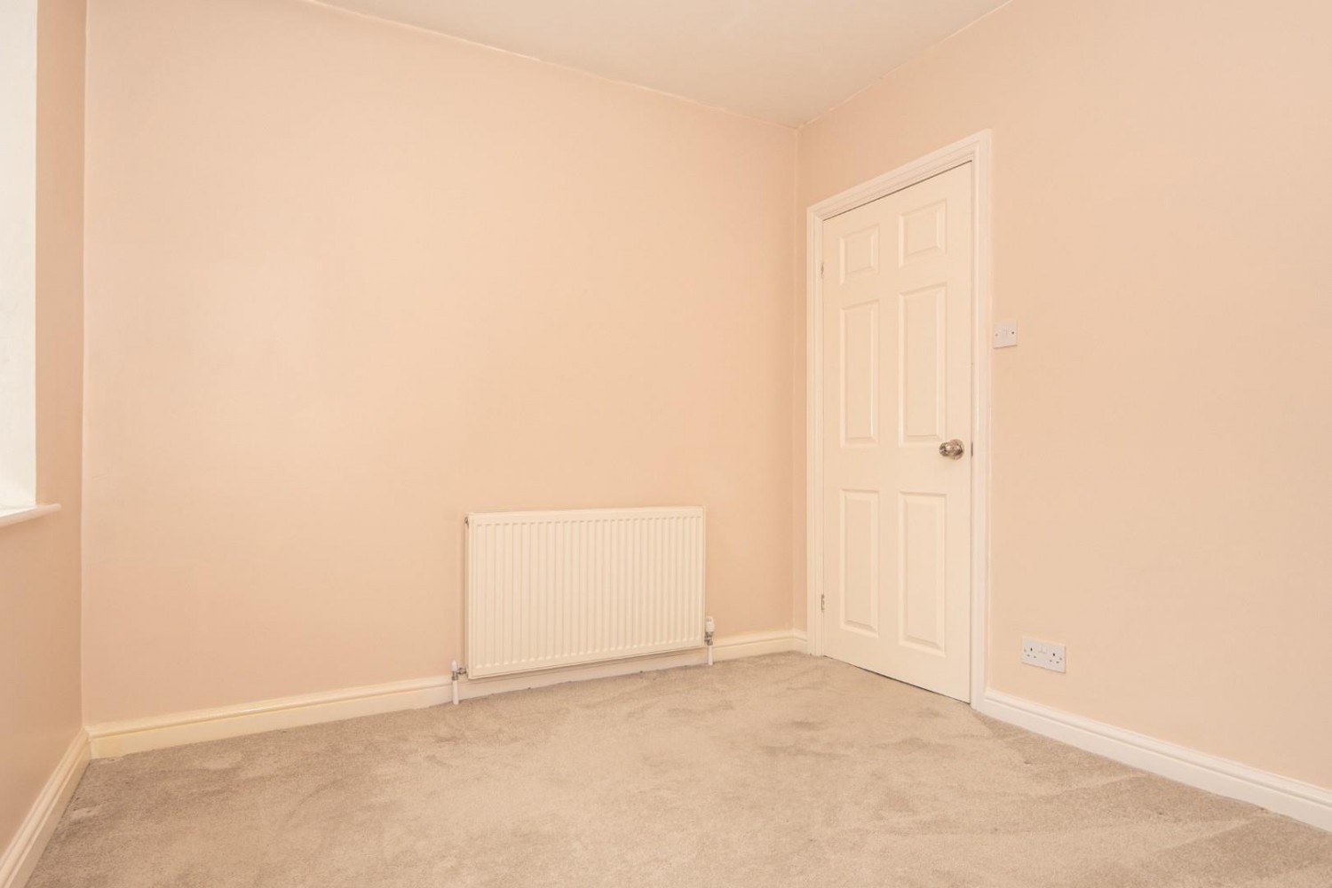 3 bedroom Bungalow to let in Meadow Park Crescent, Stanningley, Pudsey