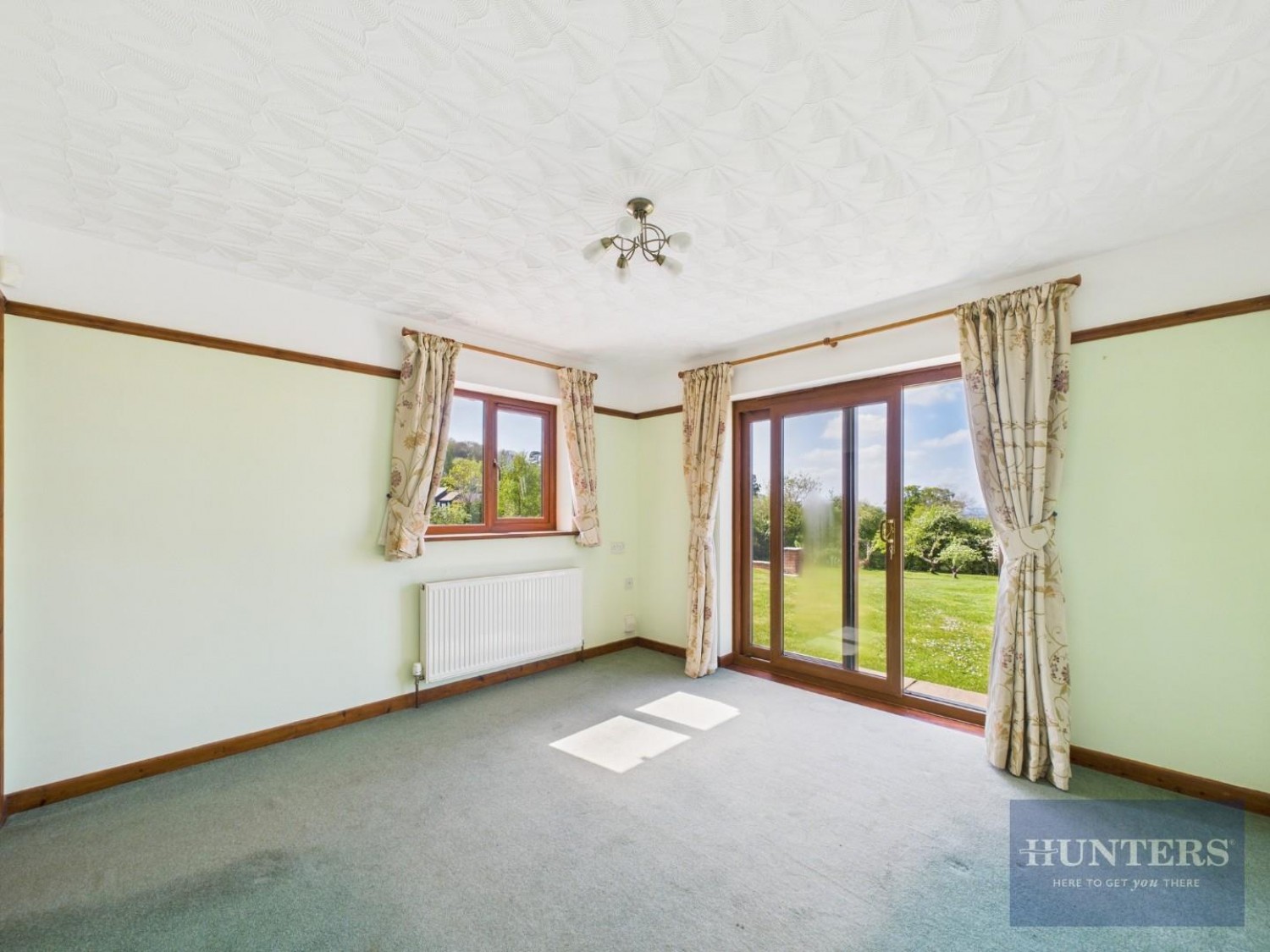 5 bedroom House for sale in Green Lane, Churchdown, Gloucester