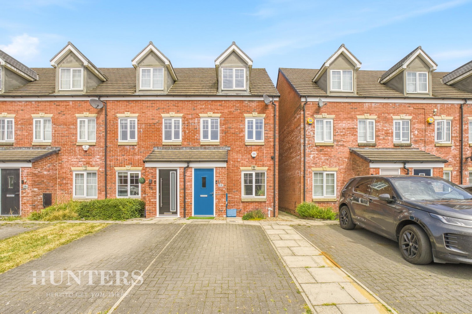 3 bedroom House for sale in Wayfarers Way, Wardle OL12 9EQ