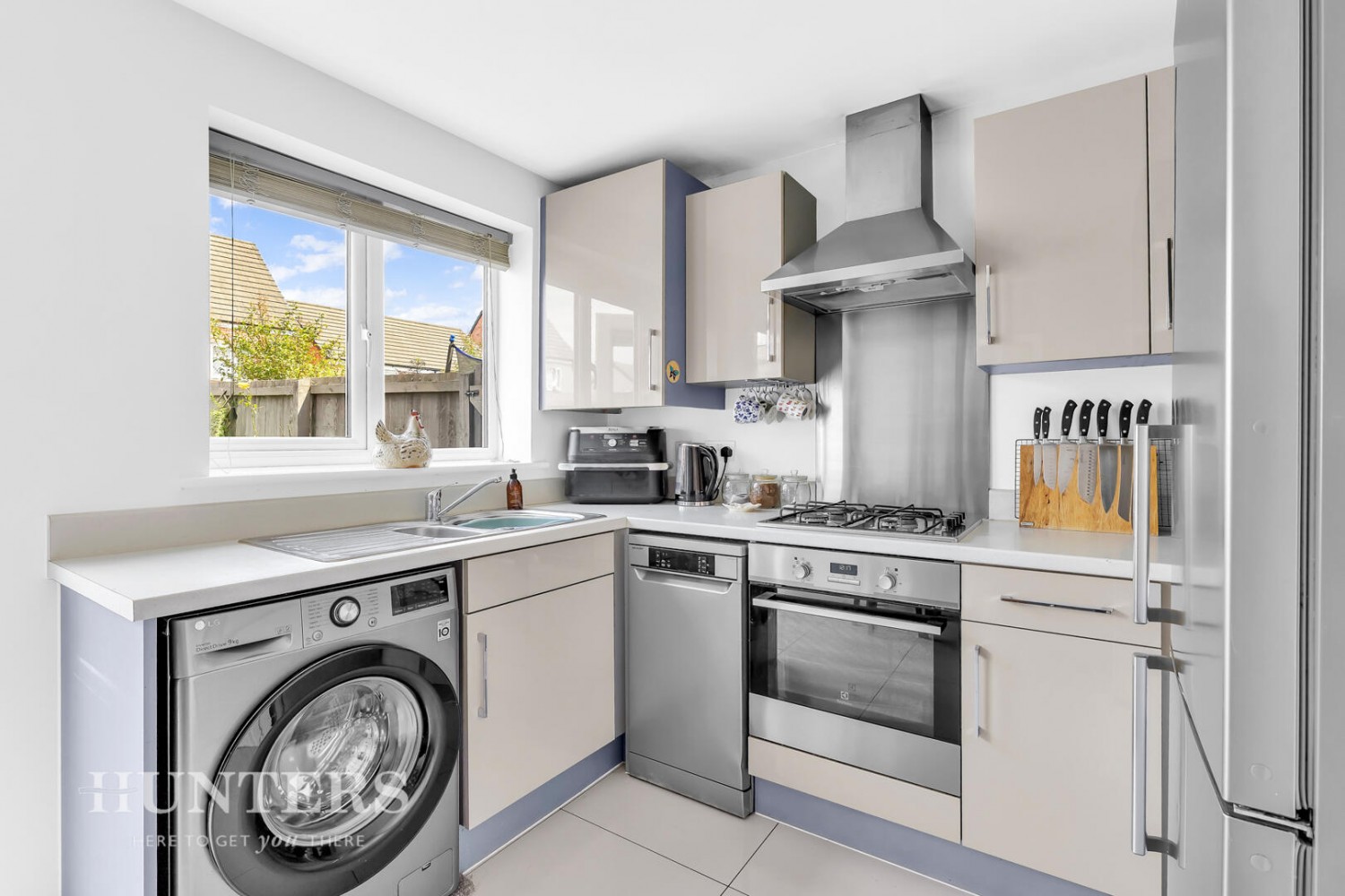 3 bedroom House for sale in Wayfarers Way, Wardle OL12 9EQ