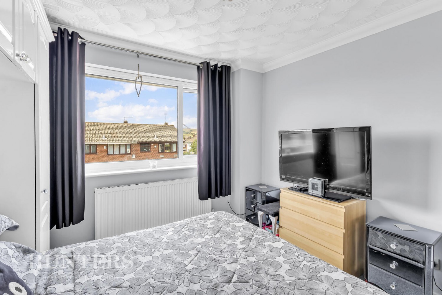 3 bedroom House for sale in Shaftesbury Drive, Wardle, OL12 9LS