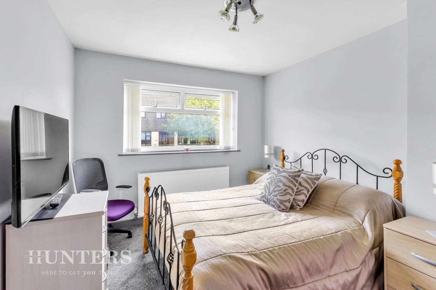 3 bedroom House for sale in Shaftesbury Drive, Wardle, OL12 9LS