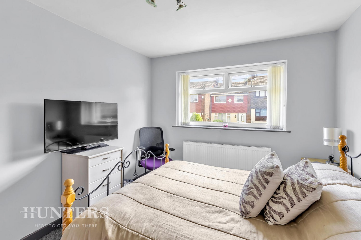 3 bedroom House for sale in Shaftesbury Drive, Wardle, OL12 9LS