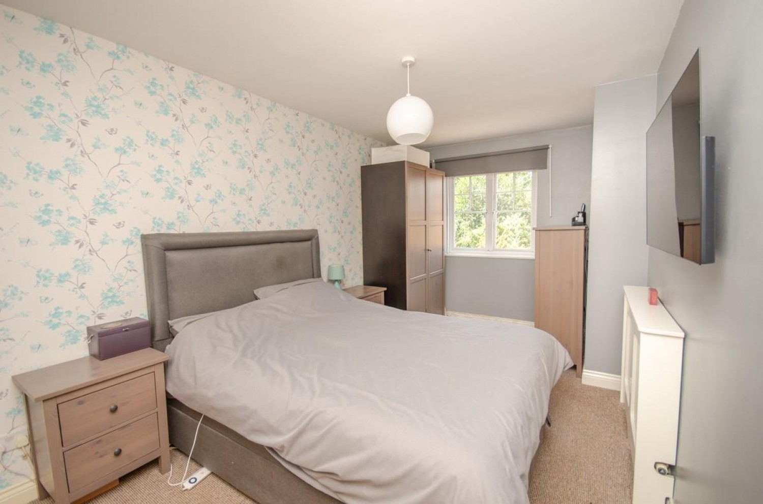 3 bedroom House for sale in Cave Grove, Emersons Green, Bristol, BS16 7BA