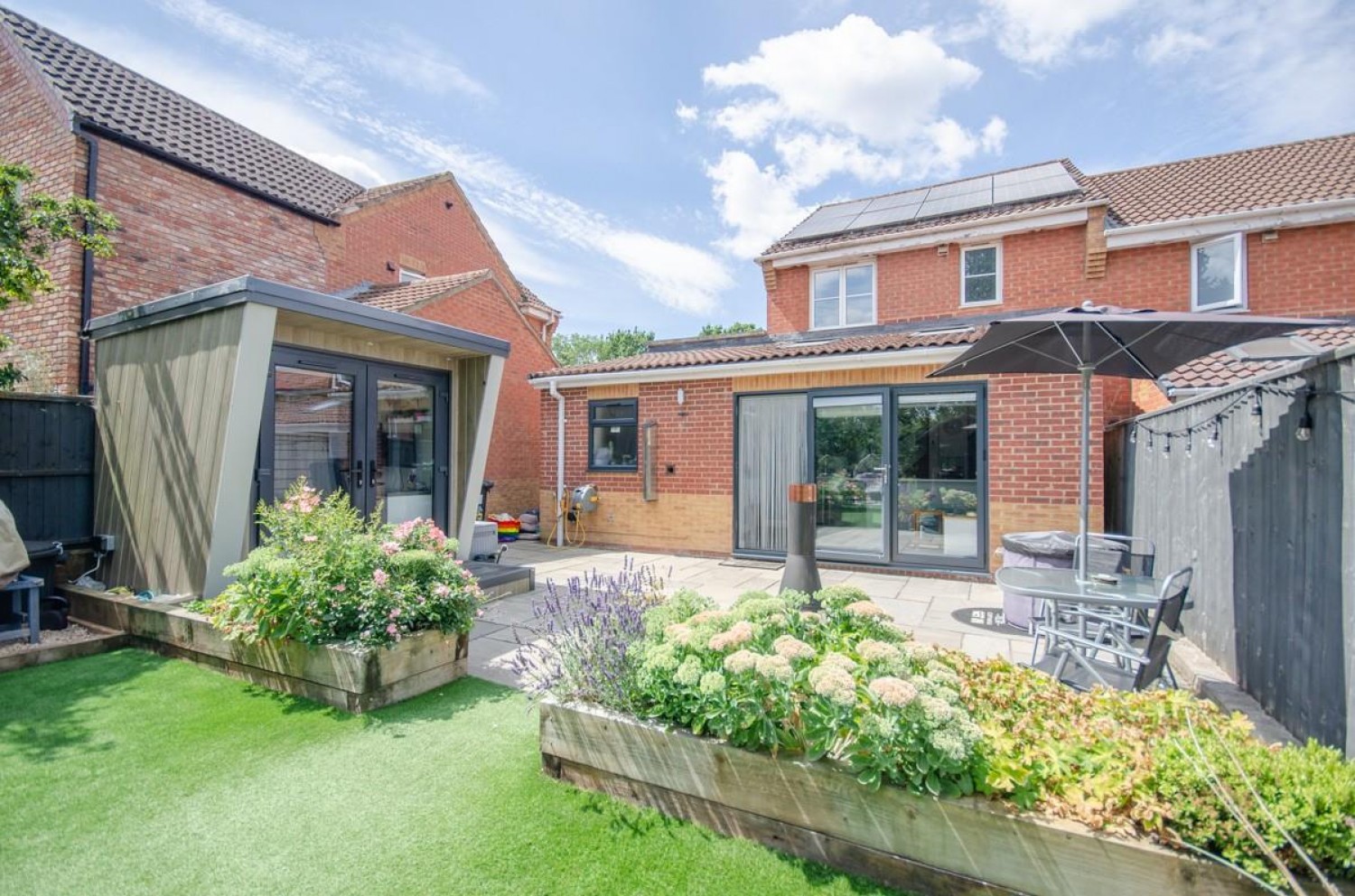 3 bedroom House for sale in Cave Grove, Emersons Green, Bristol, BS16 7BA