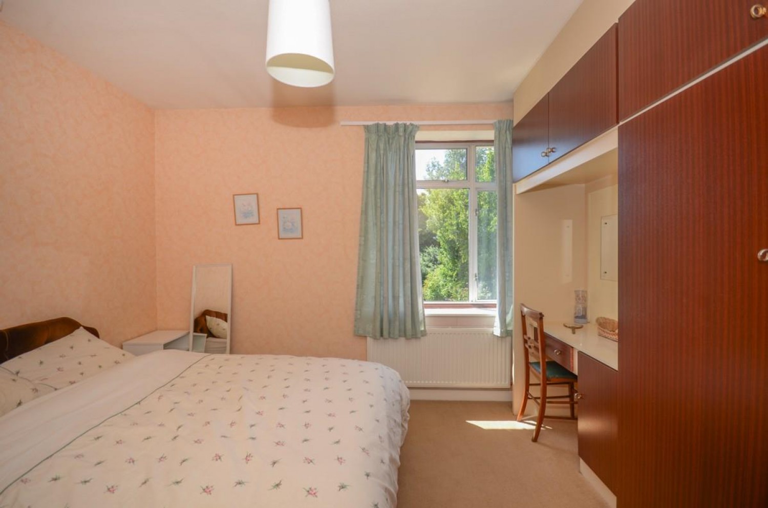 4 bedroom House for sale in Oakdale Close, Downend, Bristol, BS16 6EE
