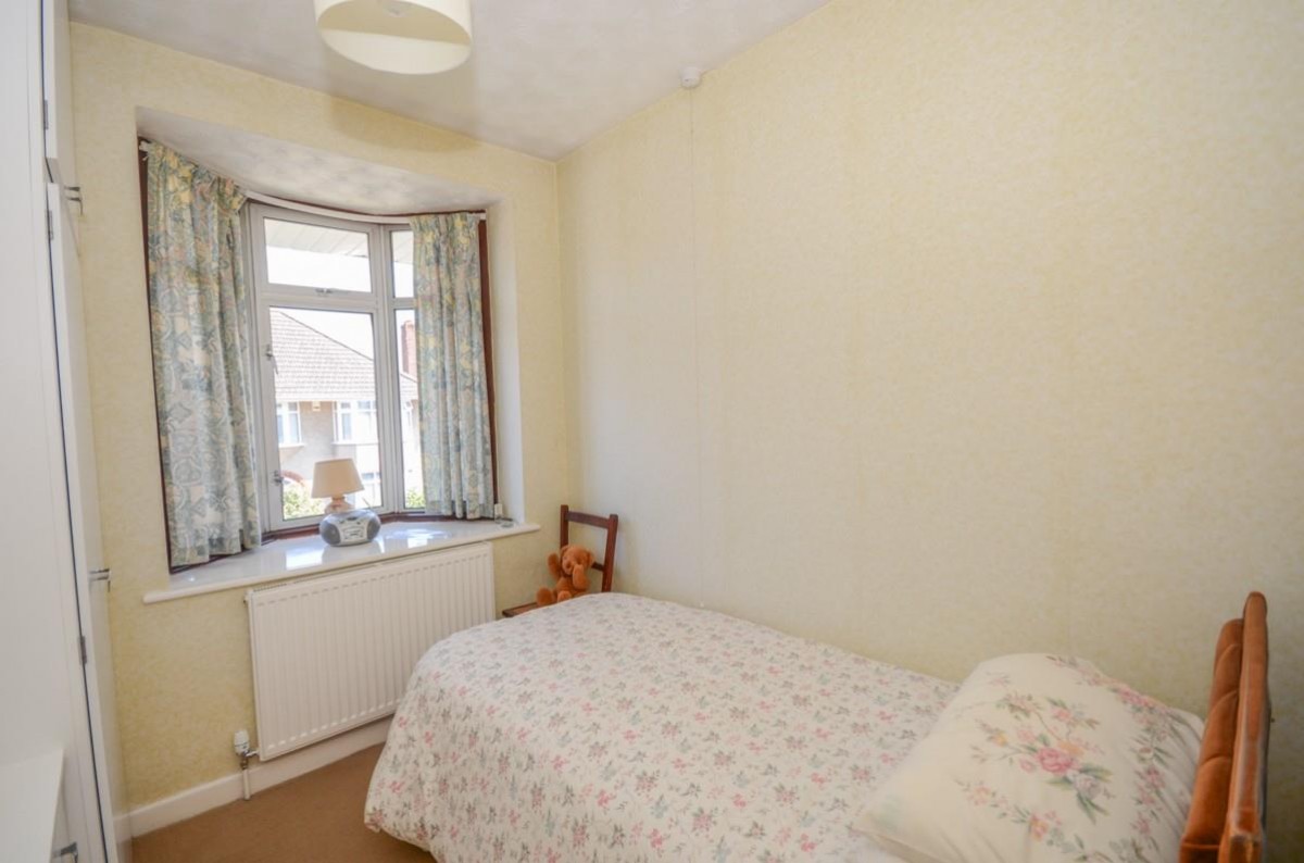 Oakdale Close, Downend, Bristol, BS16 6EE