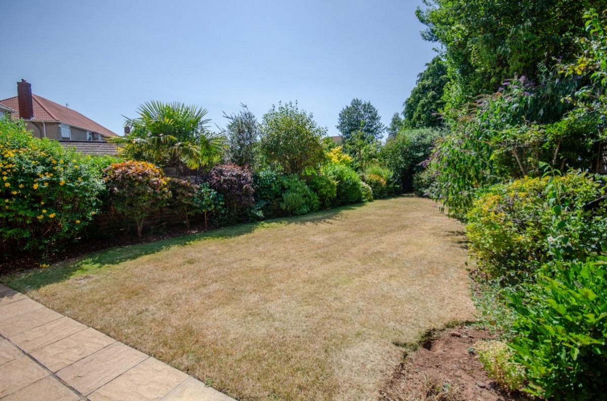 Oakdale Close, Downend, Bristol, BS16 6EE