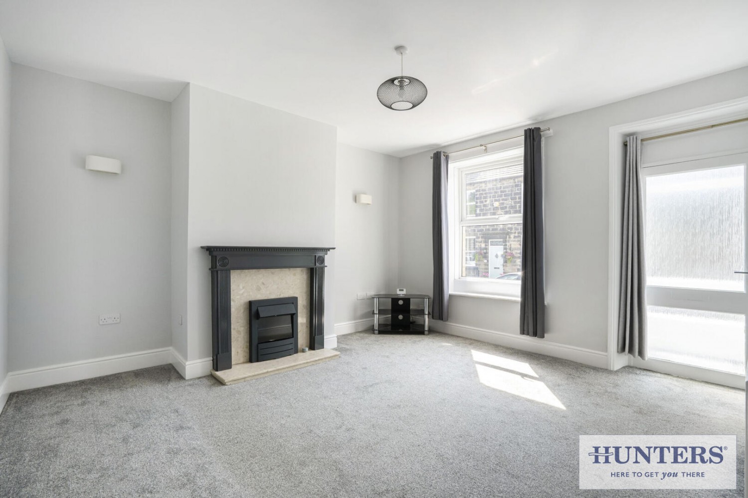 3 bedroom House for sale in Rockfield Terrace, Yeadon, Leeds
