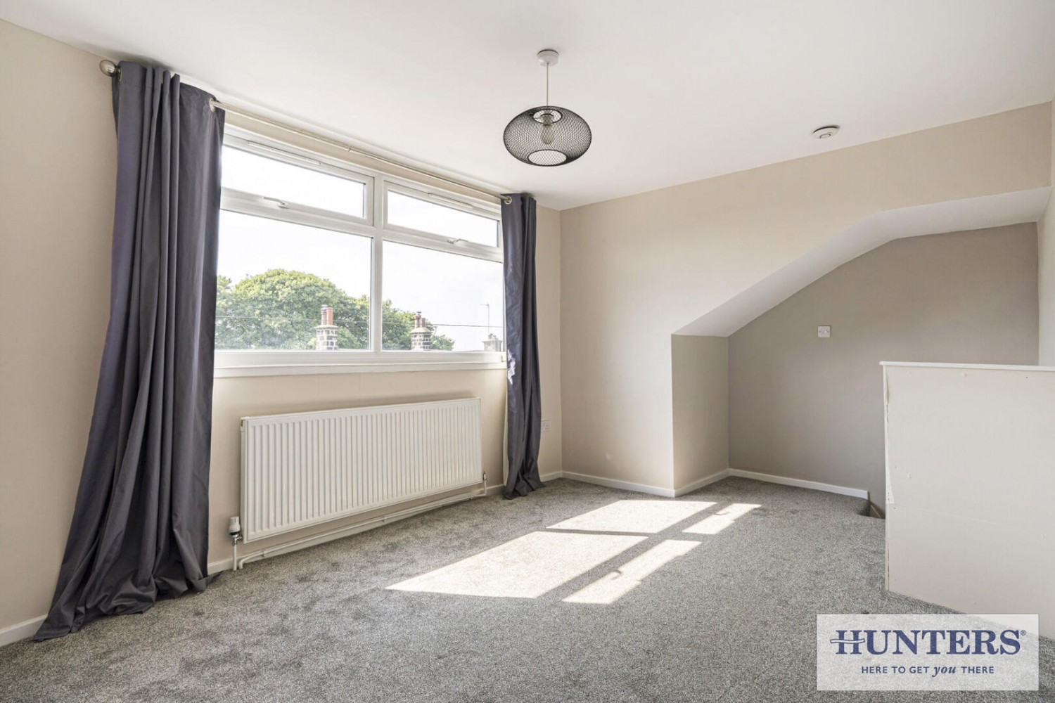 3 bedroom House for sale in Rockfield Terrace, Yeadon, Leeds
