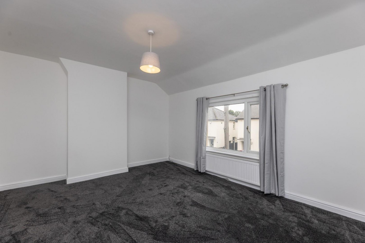 3 bedroom House for sale in Broomhill Avenue, Knottingley