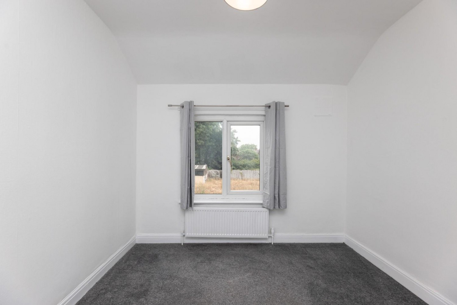 3 bedroom House for sale in Broomhill Avenue, Knottingley