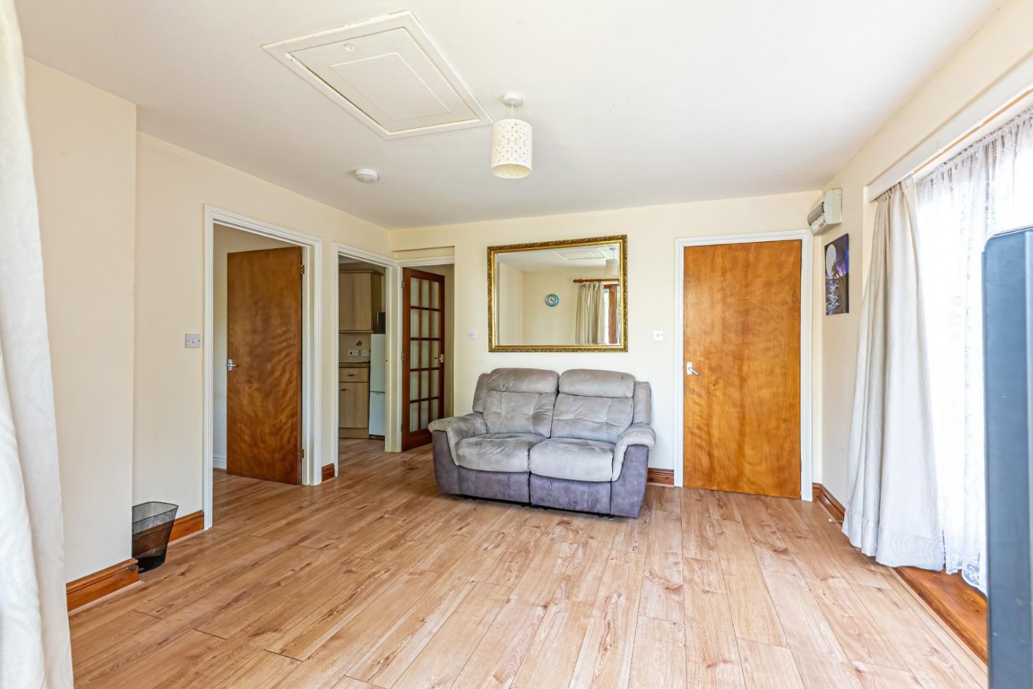1 bedroom Bungalow to let in Stoke Road, Leighton Buzzard