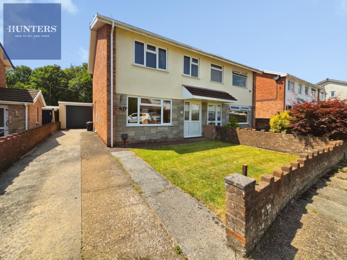 Swn-Y-Nant, Pencoed, Bridgend