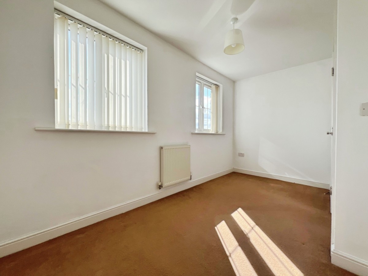 Wentworth Road, Jump, Barnsley, S74 0QJ