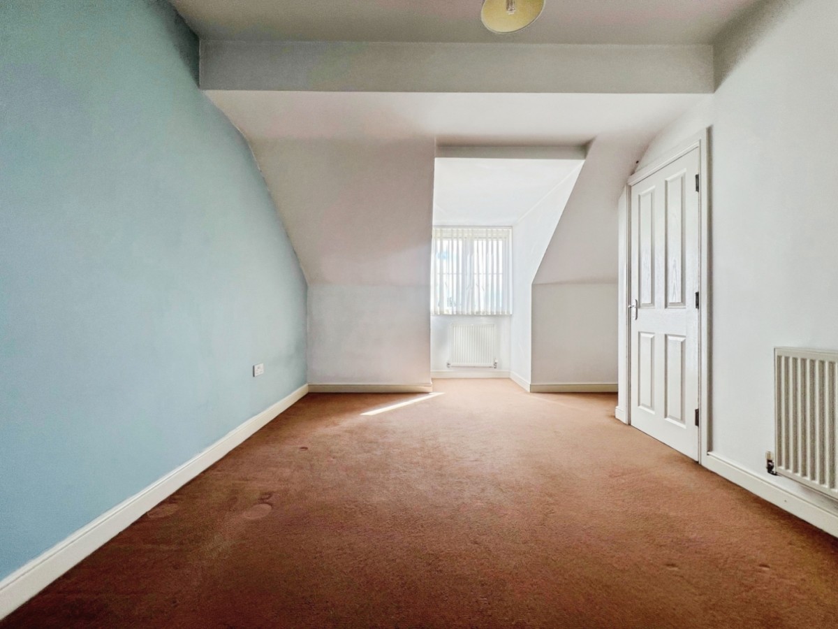 Wentworth Road, Jump, Barnsley, S74 0QJ
