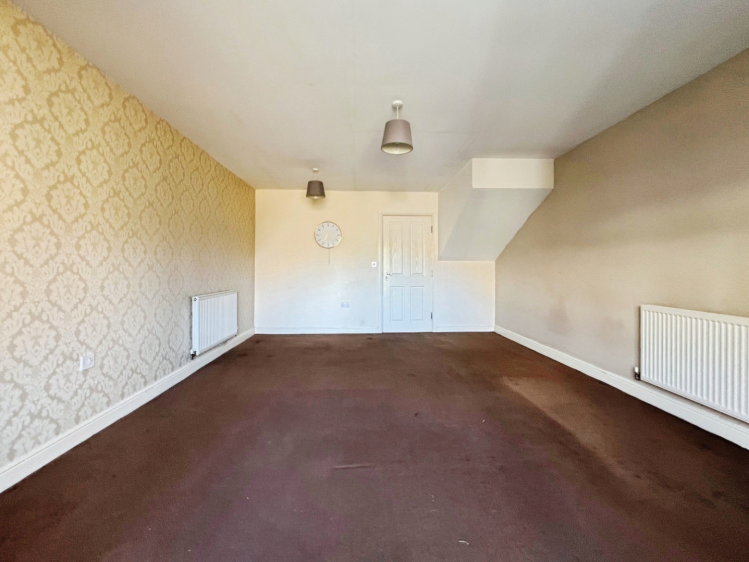 3 bedroom House for sale in Wentworth Road, Jump, Barnsley, S74 0QJ