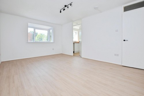 Gurney Close, Barking, IG11