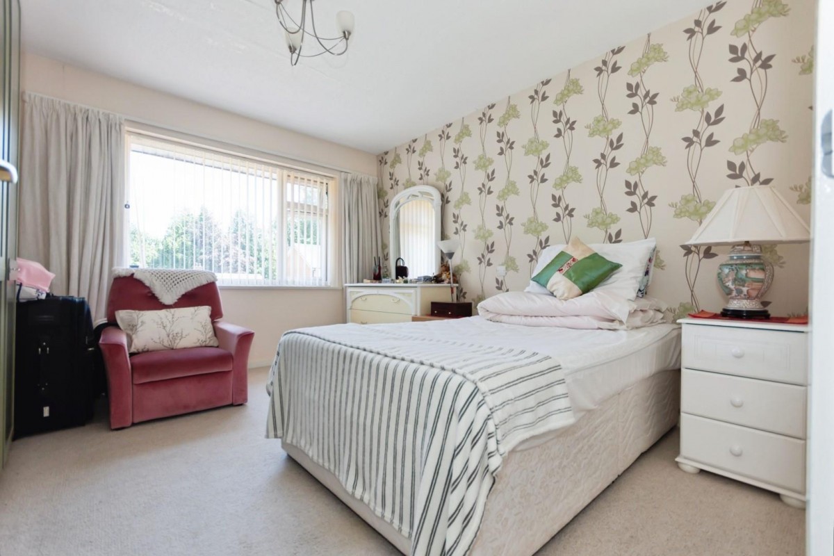 White House Way, Solihull