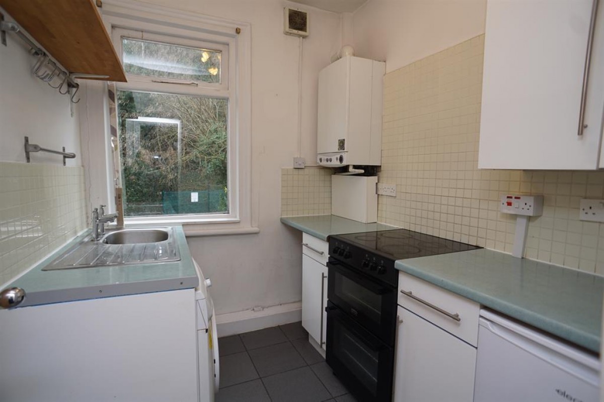 Ecclesall Road, Sheffield, S11 8TH