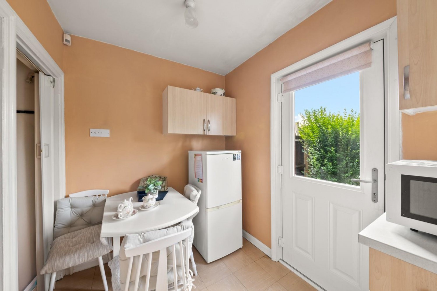 2 bedroom House for sale in Rosedale Avenue, Hayes
