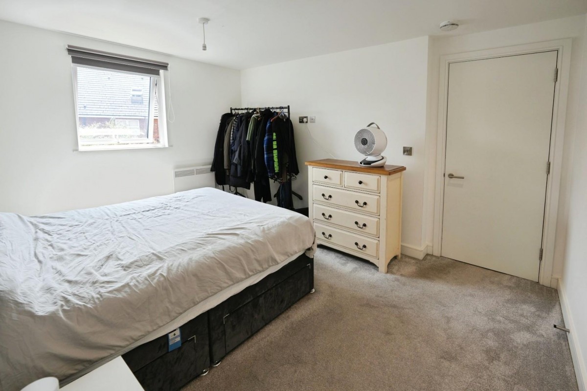 393, Palatine Road
