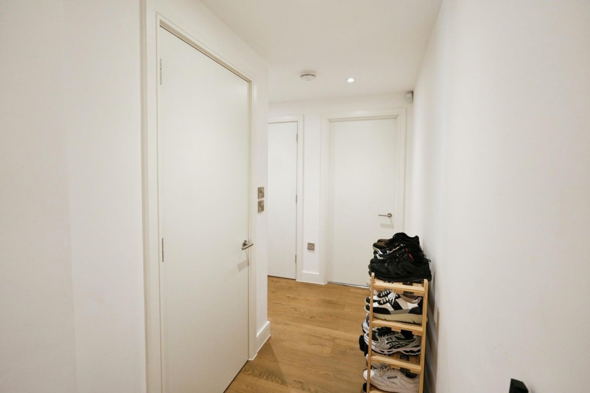 393, Palatine Road