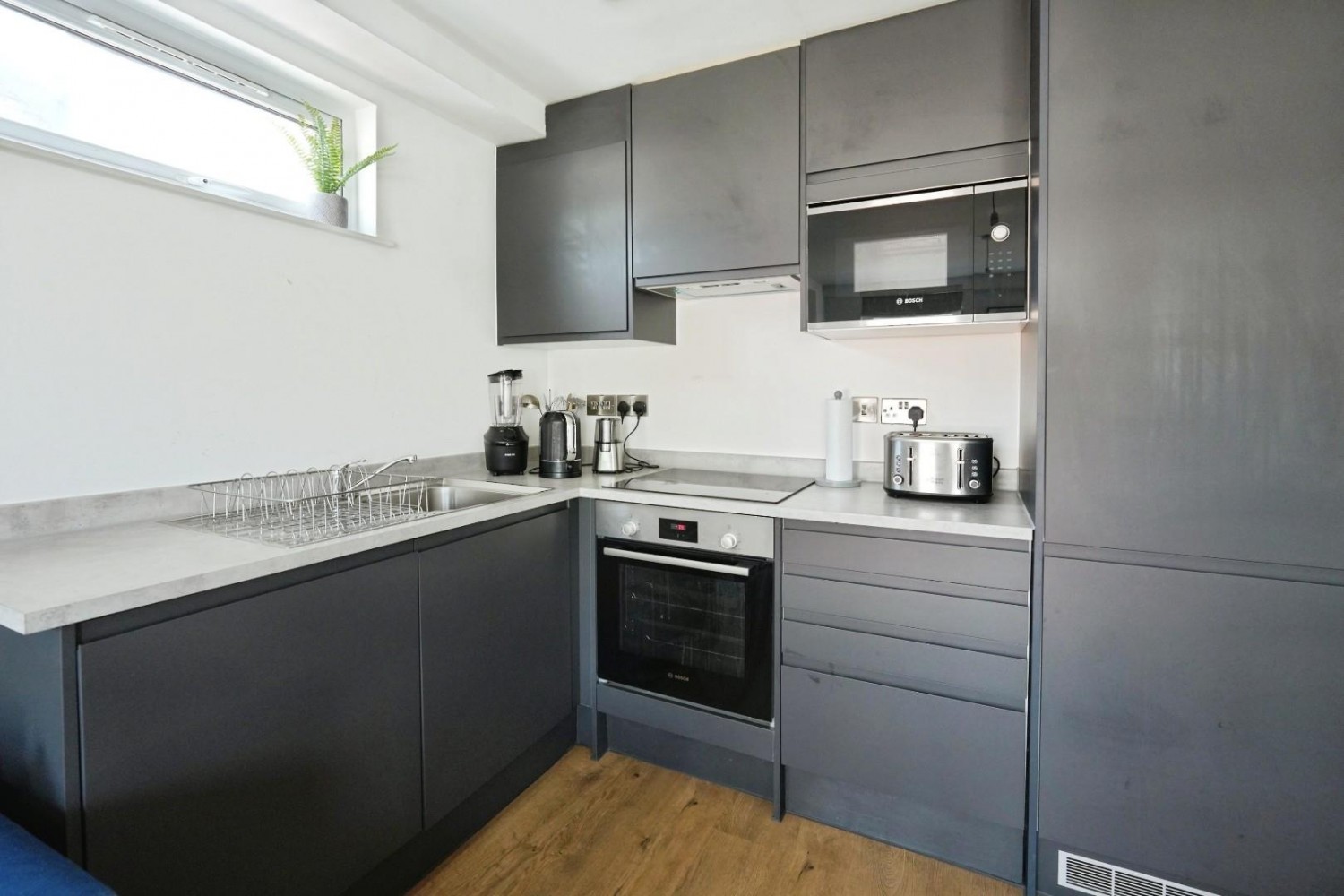 2 bedroom House for sale in 393, Palatine Road