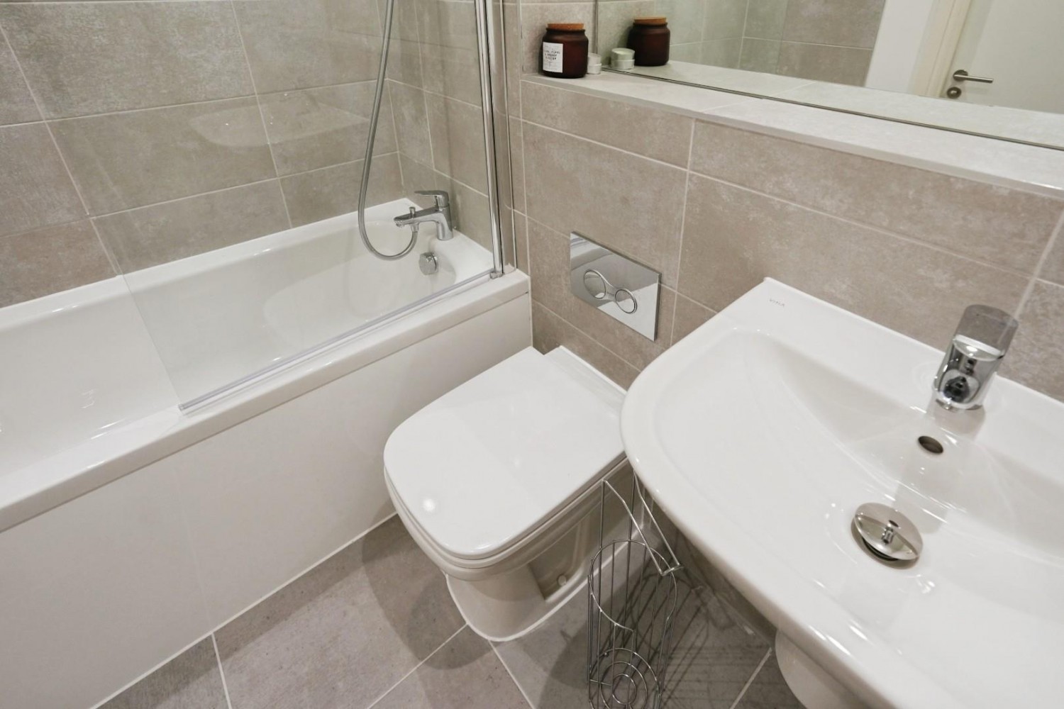 2 bedroom House for sale in 393, Palatine Road