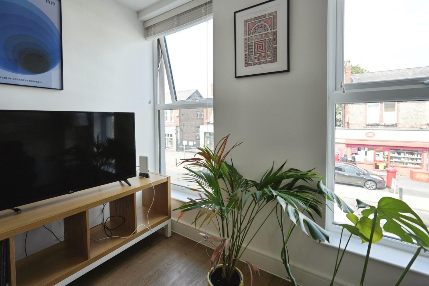 2 bedroom House for sale in 393, Palatine Road