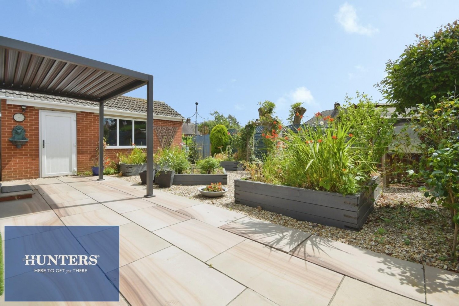 2 bedroom Bungalow for sale in Dorothy Vale, Loundsley Green, Chesterfield, S40 4DH