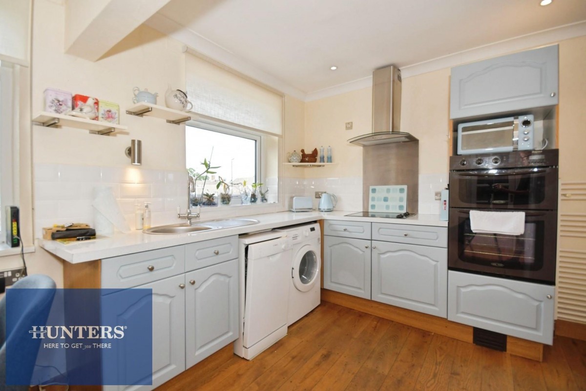 Dorothy Vale, Loundsley Green, Chesterfield, S40 4DH