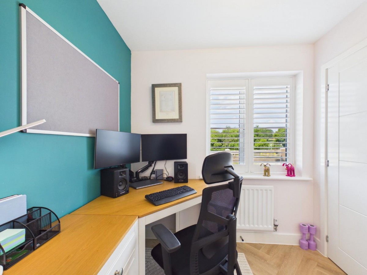 Anstey Gardens, Falfield, Wotton-Under-Edge